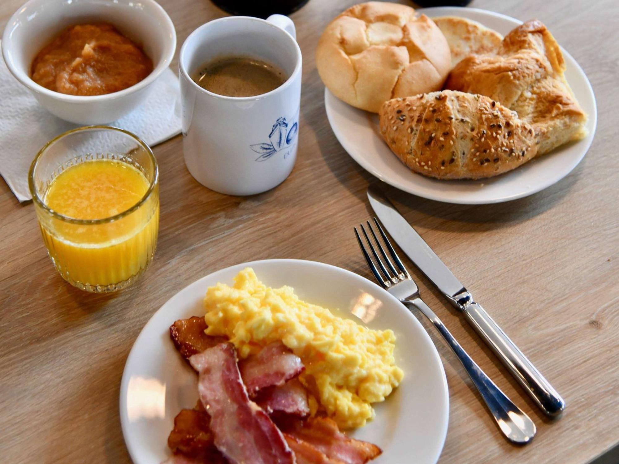 Готель Ibis Styles Saint Nazaire Centre Gare Екстер'єр фото