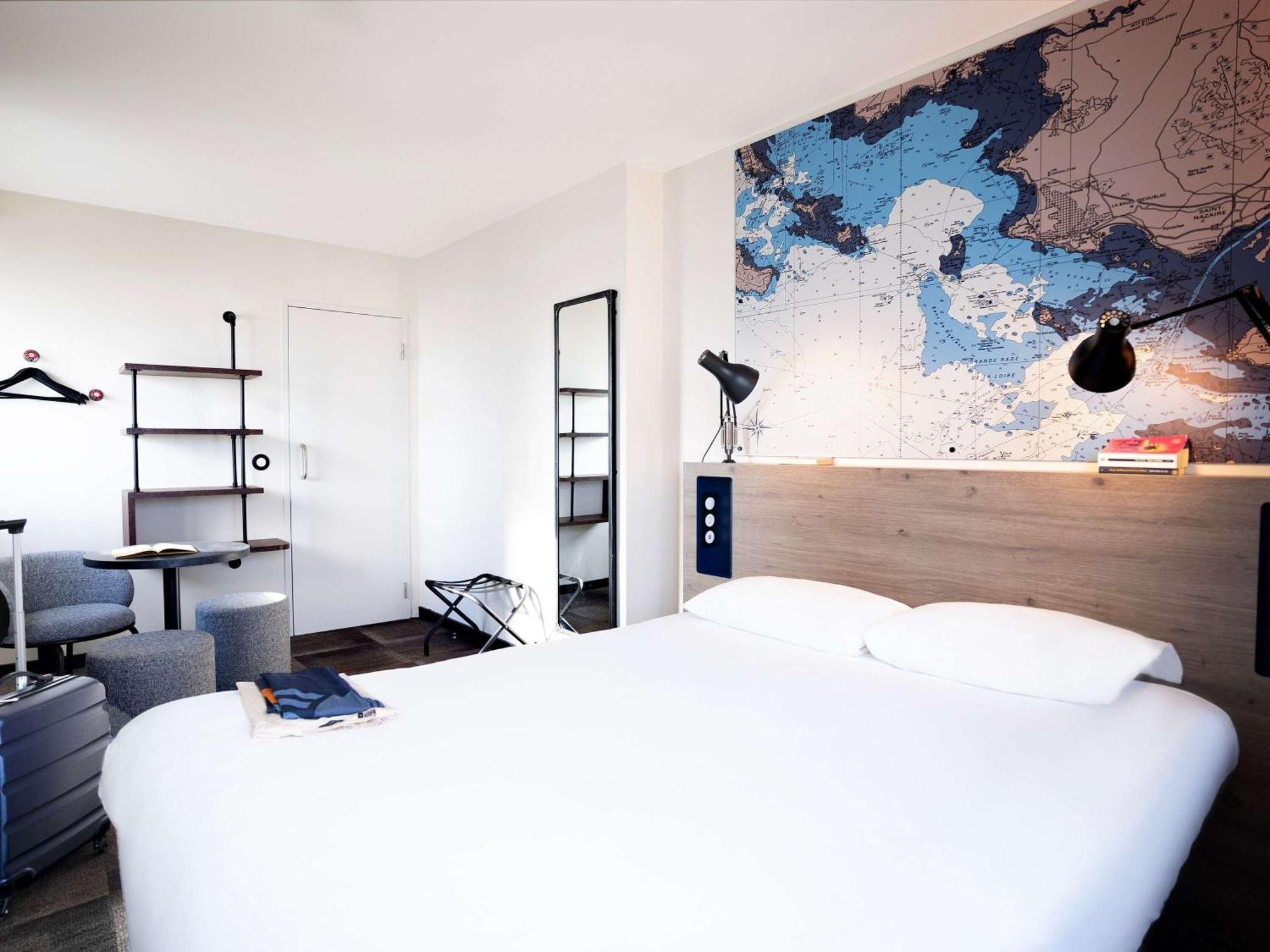 Готель Ibis Styles Saint Nazaire Centre Gare Екстер'єр фото